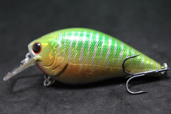 wLure Crankbait Fishing Lure 8.3cm 14.3g Square Bill Fat Body Wobbler 1 Meter Depth #4 Treble Hooks Assorted Colors C429