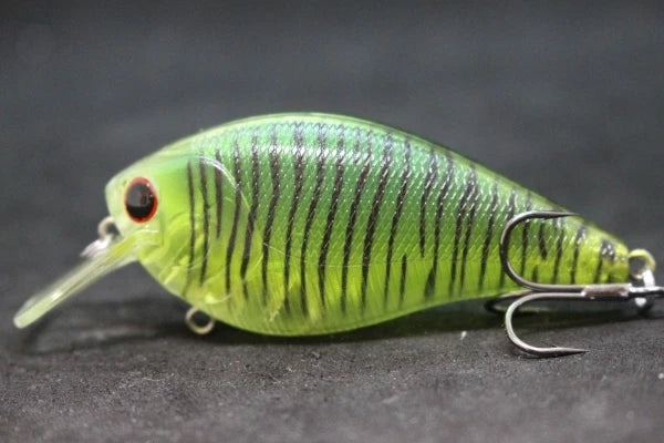 wLure Crankbait Fishing Lure 8.3cm 14.3g Square Bill Fat Body Wobbler 1 Meter Depth #4 Treble Hooks Assorted Colors C429