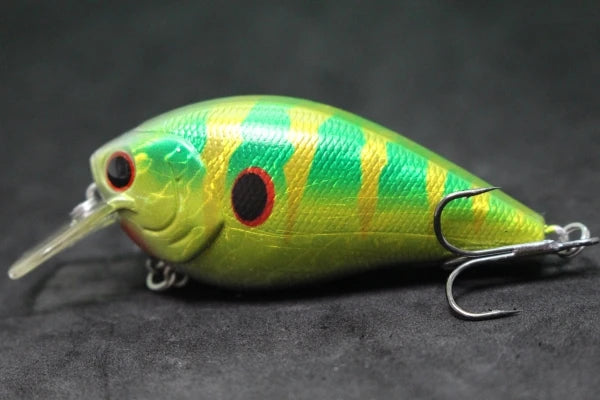wLure Crankbait Fishing Lure 8.3cm 14.3g Square Bill Fat Body Wobbler 1 Meter Depth #4 Treble Hooks Assorted Colors C429