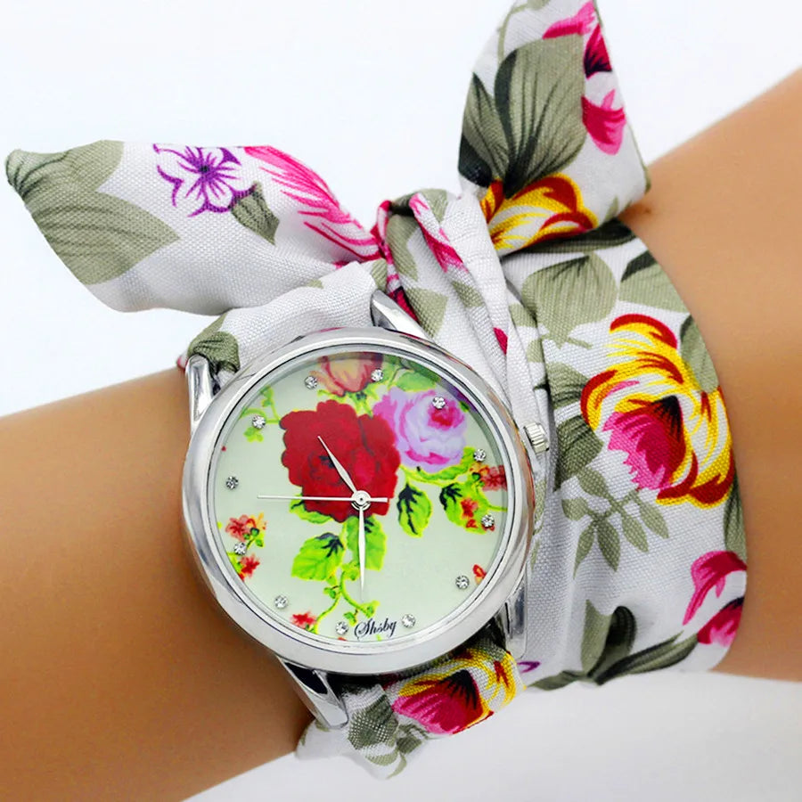 Shsby Brand Unique Ladies Flower Cloth Wristwatch Fashion Women Dress Watch High Quality Fabric Watch Sweet Girls Bracelet Watch