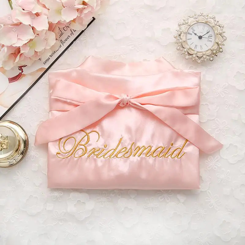 Chinese Women Rayon Embroidery Bride Bridesmaid Kimono Bathrobe Dress Sexy Mini Sleep Nightshirt Sleepwear Wedding Robes S0102