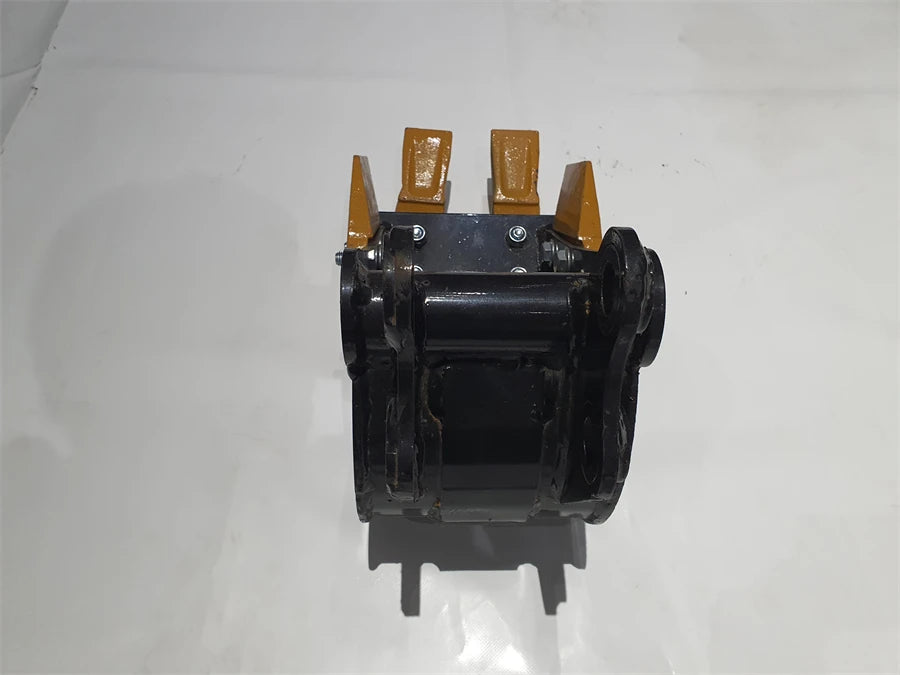 Free Shipping Mini Digger Buckets AGT 10" Bucket with Teeth