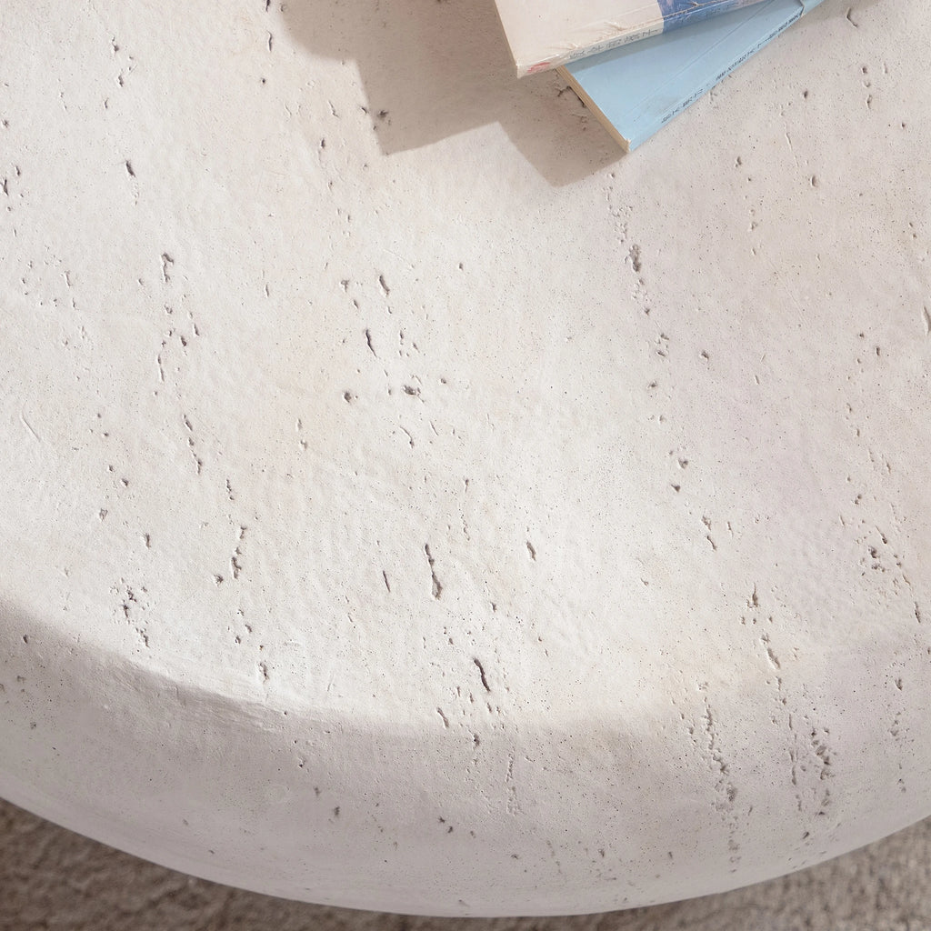 Outdoor New Modern Minimalist Rustic Living Room Coffee Table Italian Designer High-end Feel Round Wood Easy to Clean