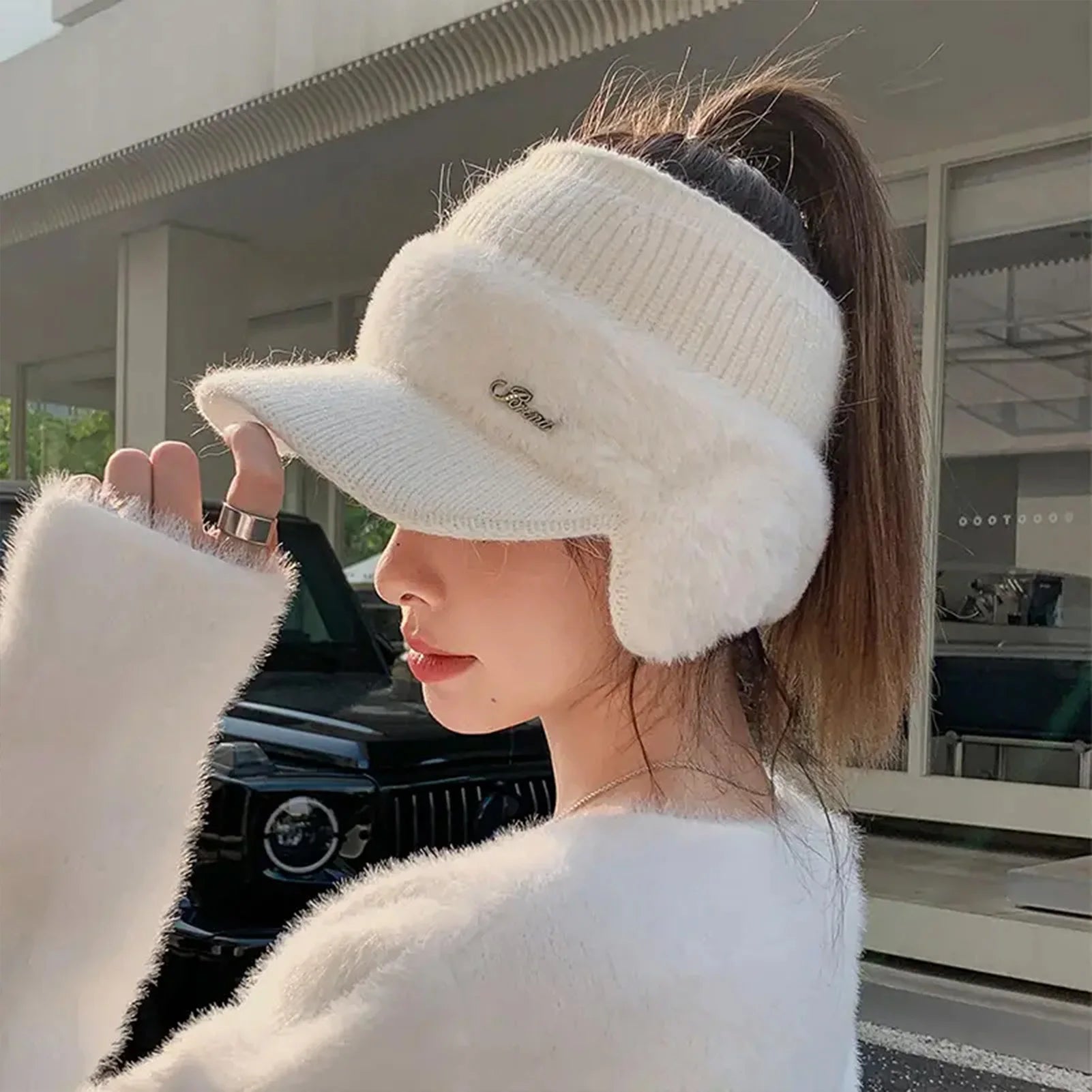 Winter Hat for Women New Fashion Winter Warm Ear Wing Knitted Cap Baseball Cap Outdoor Sports Windproof Ponytail Hat Visor