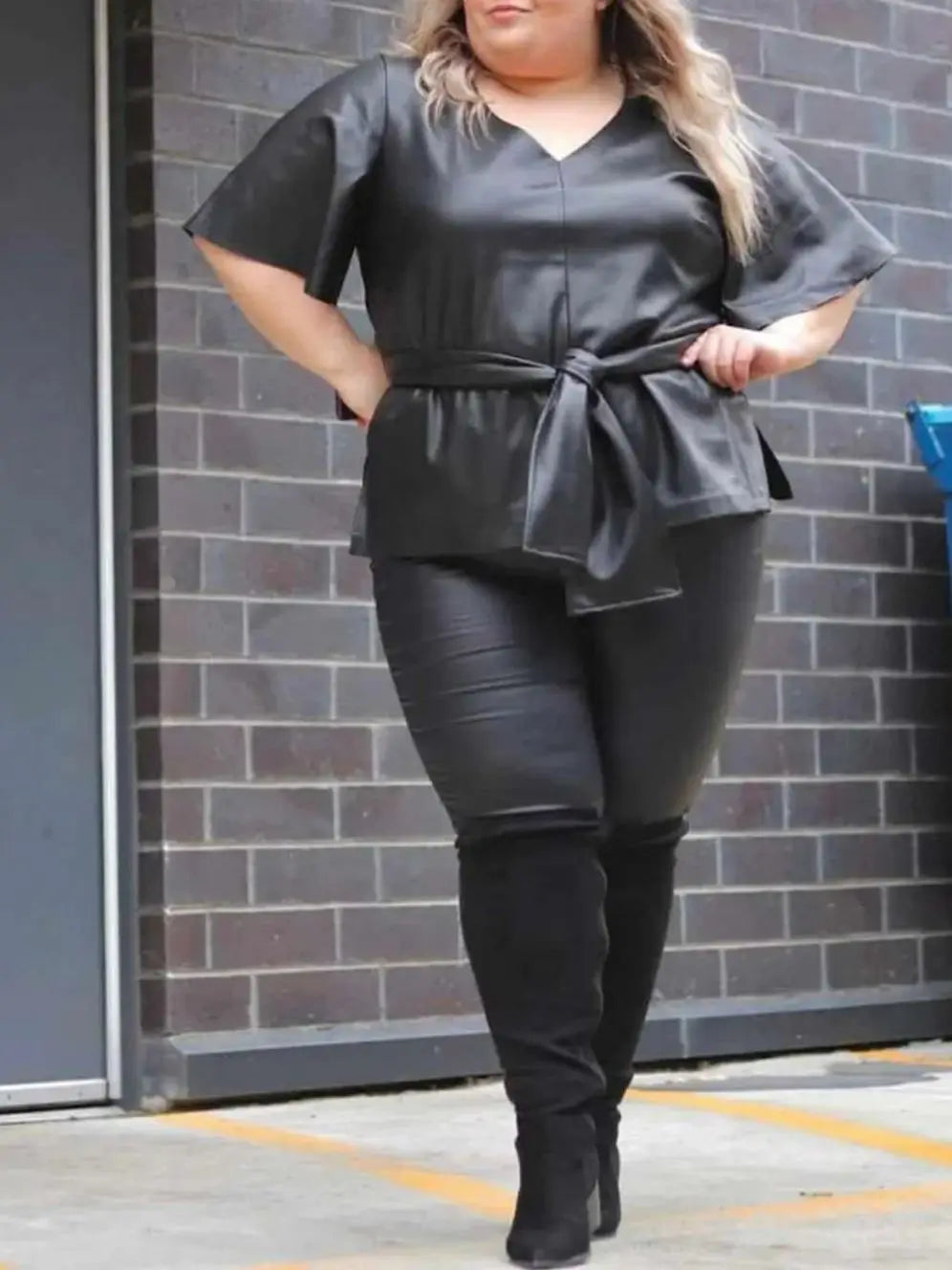 Shiny Plus Size Leggings Black 2X 3X Super Stretch Spandex Clothing PU Leather Pant Tummy Control Oversized Faux Leather Legging
