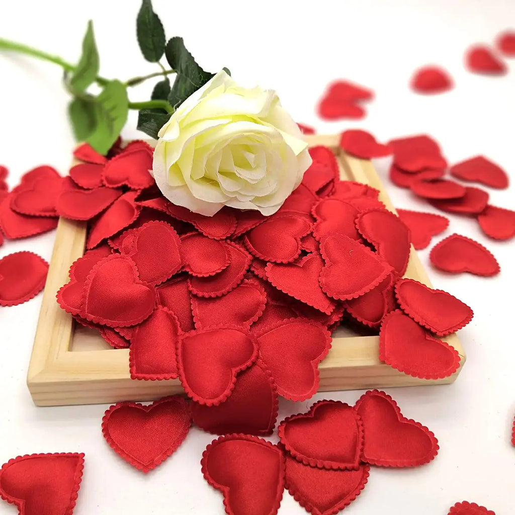 Valentine's Day 200Pcs Romantic Padded Fabric Throwing Petals Love Hearts for Table and Carpet Wedding Party Decoration