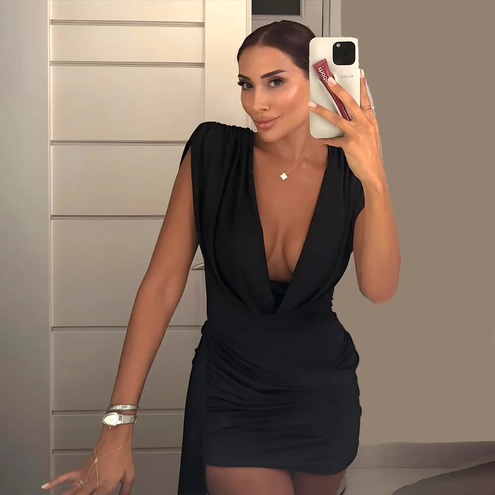 Summer Women's Deep V-Neck Pleated Slim Fit Hip Hugging Dress Sexy Hanging Neck Design Casual Fashionable Gown