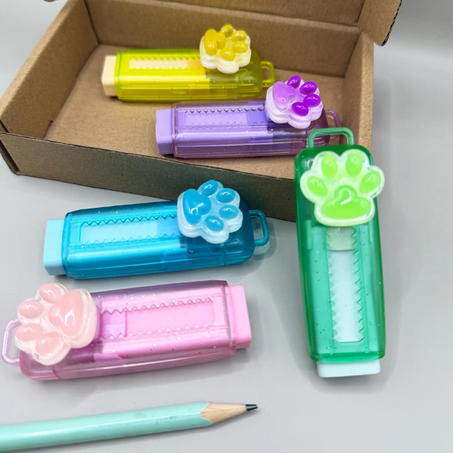 5Pcs Cat claw retractable eraser, push rod eraser cartoon creative, stationery student, office supplies