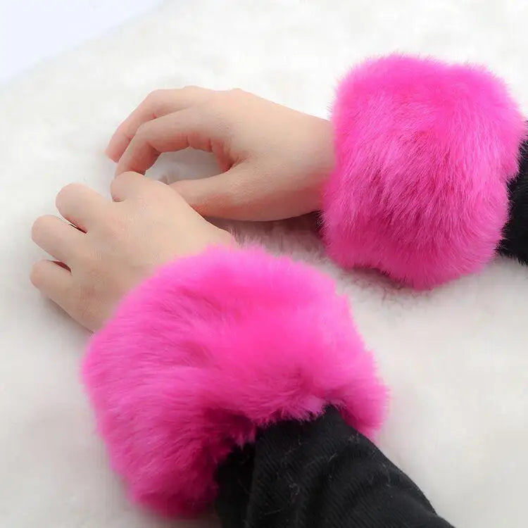 Winter Warm Women Faux Fur Arm Sleeve Soft Elastic Wrist Slap On Cuffs Arm Warmer Plush Thicken Accessories Fashion Coat Decora