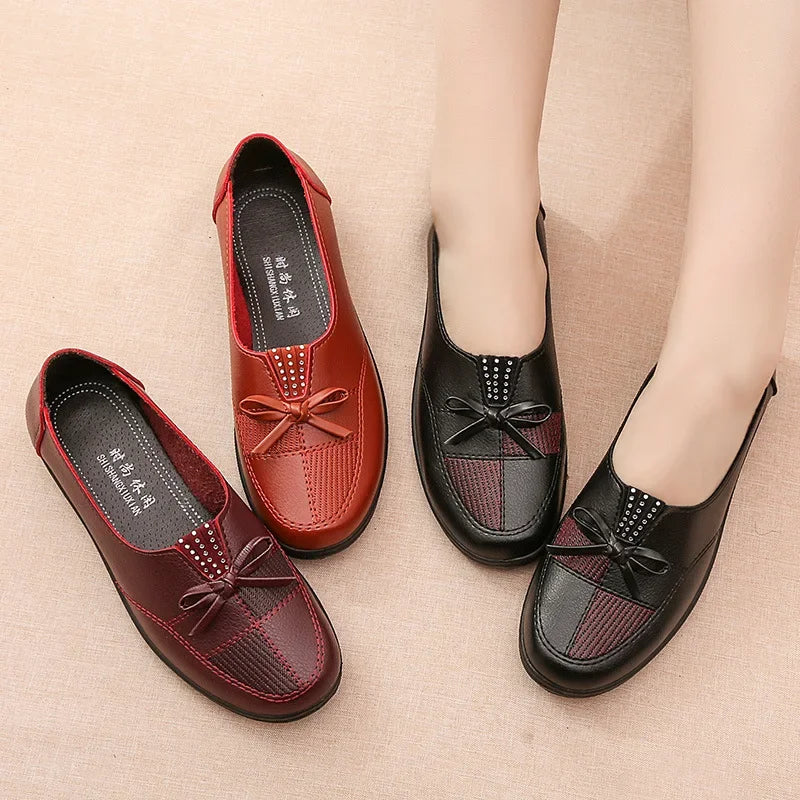 Women's Leather Shoes Women Black Single Shoes Female Slip-on Flat Loafers Classic Mom Casual Leather Shoes Zapatos De Mujer