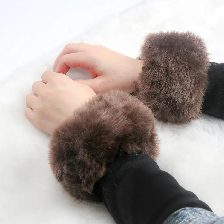 Winter Warm Women Faux Fur Arm Sleeve Soft Elastic Wrist Slap On Cuffs Arm Warmer Plush Thicken Accessories Fashion Coat Decora