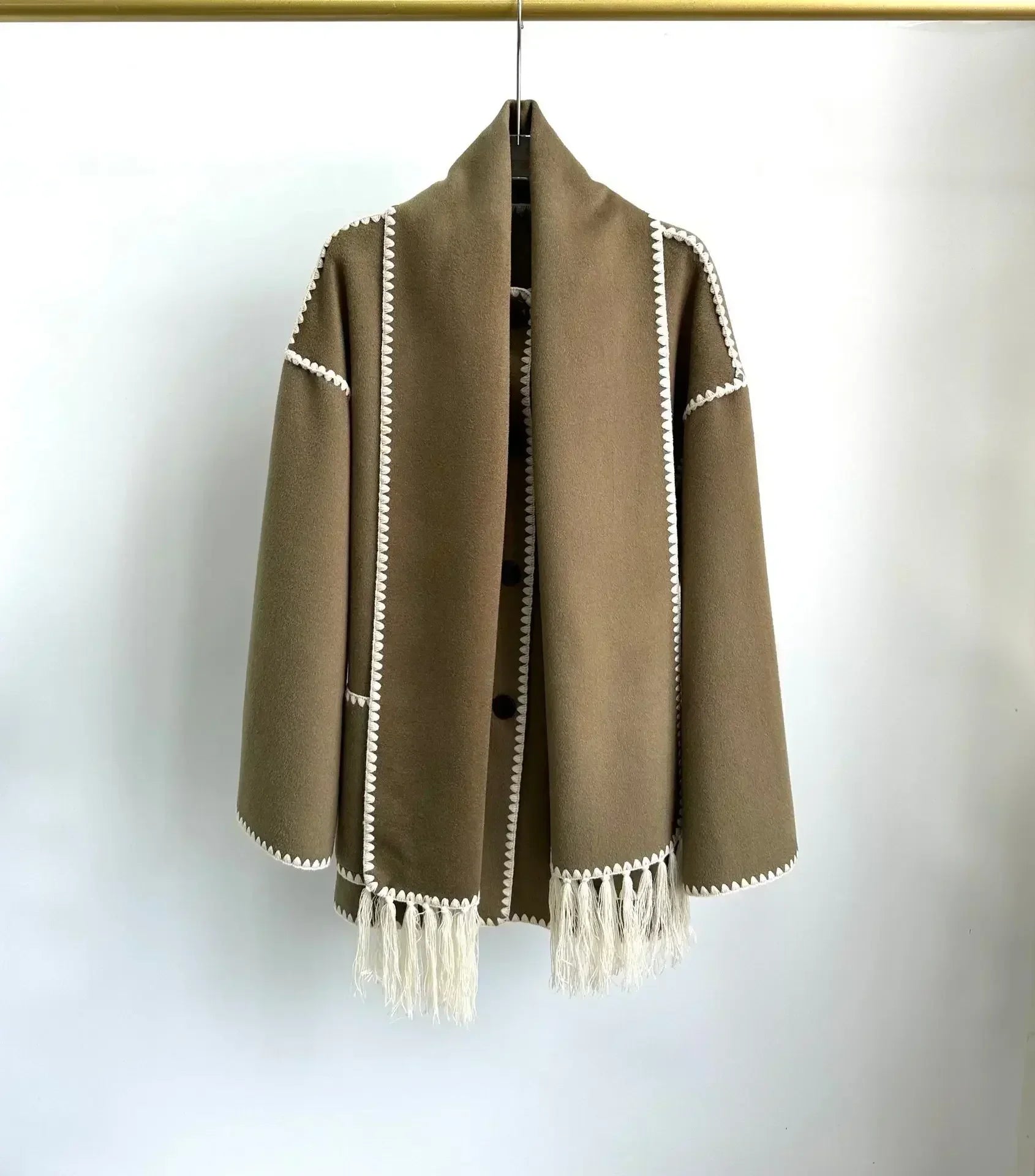 Winter Woolen Jacket New Contrast Color Embroidery Scarf Coats for Women