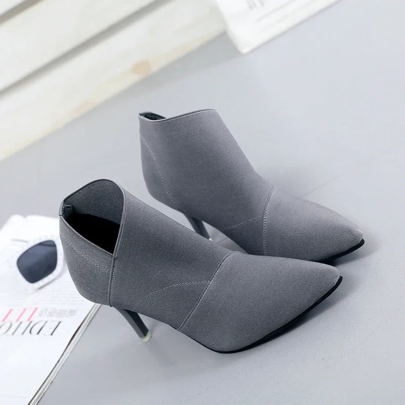 Spring and Autumn New Solid Tone Pointed Sleeve Wearing Thin Heel Versatile Single Boot Women Comfortable Women's Shoes2024