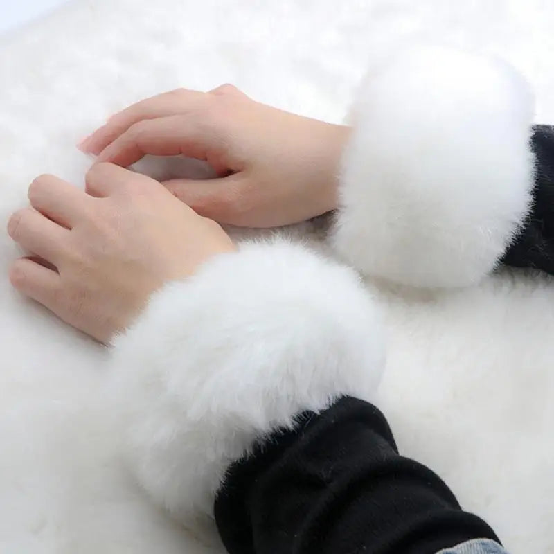 Winter Warm Women Faux Fur Arm Sleeve Soft Elastic Wrist Slap On Cuffs Arm Warmer Plush Thicken Accessories Fashion Coat Decora