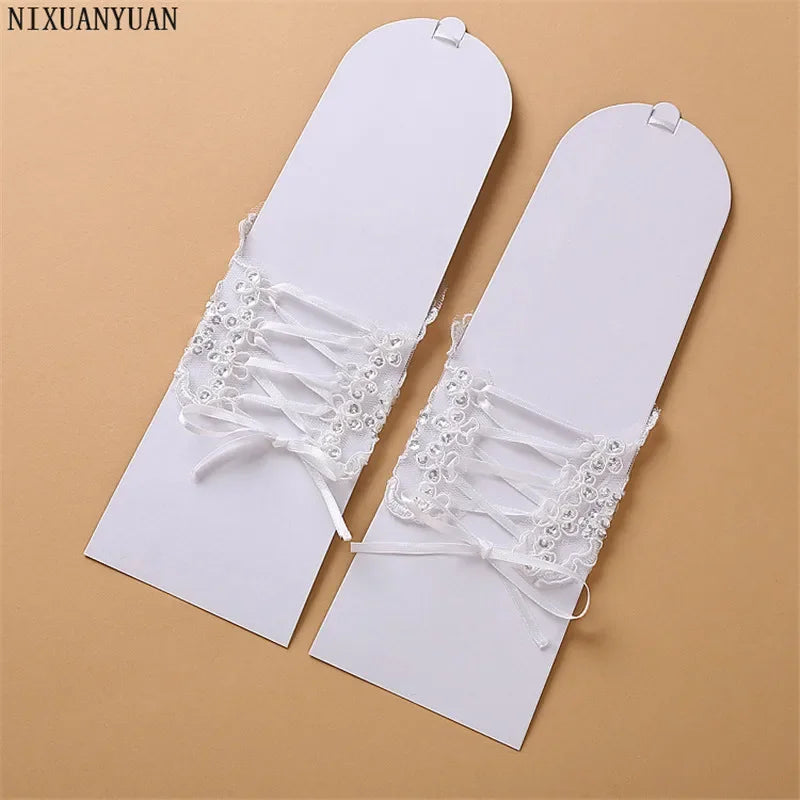 Elegant Beaded Lace Satin Short Bridal Gloves 2025 Fingerless Wedding Gloves White Ivory Wedding Accessories Veu De Noiva