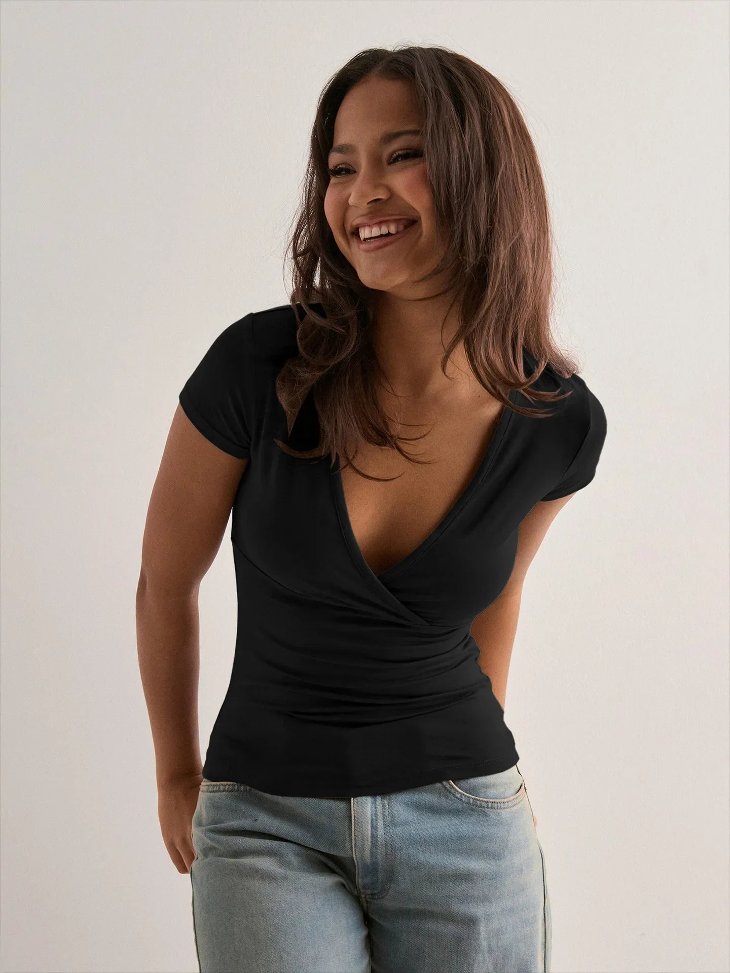 2025 Summer Women T-shirts V-neck Slim Fit Short Sleeve Solid Color Casual Top Ladies Clothing Female Fashion Trendy Pro Choice