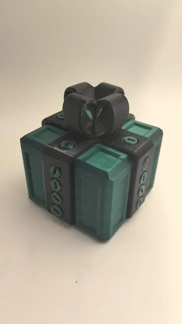 New Year 3D Printed Annoying Gift Box Christmas Unlocked Tease Gift Box Twist Storage and Assorted Colors Annoying Gift