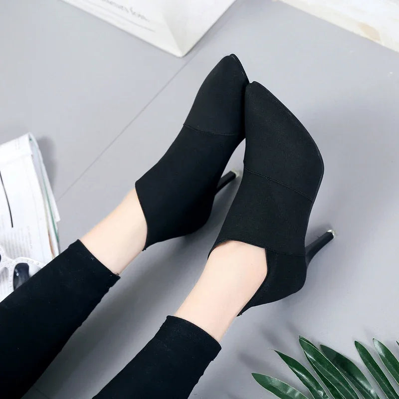 Spring and Autumn New Solid Tone Pointed Sleeve Wearing Thin Heel Versatile Single Boot Women Comfortable Women's Shoes2024