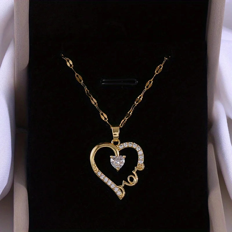 Mother's Day Love Mom Letter Pendant Necklace for Women Anniversary Gift