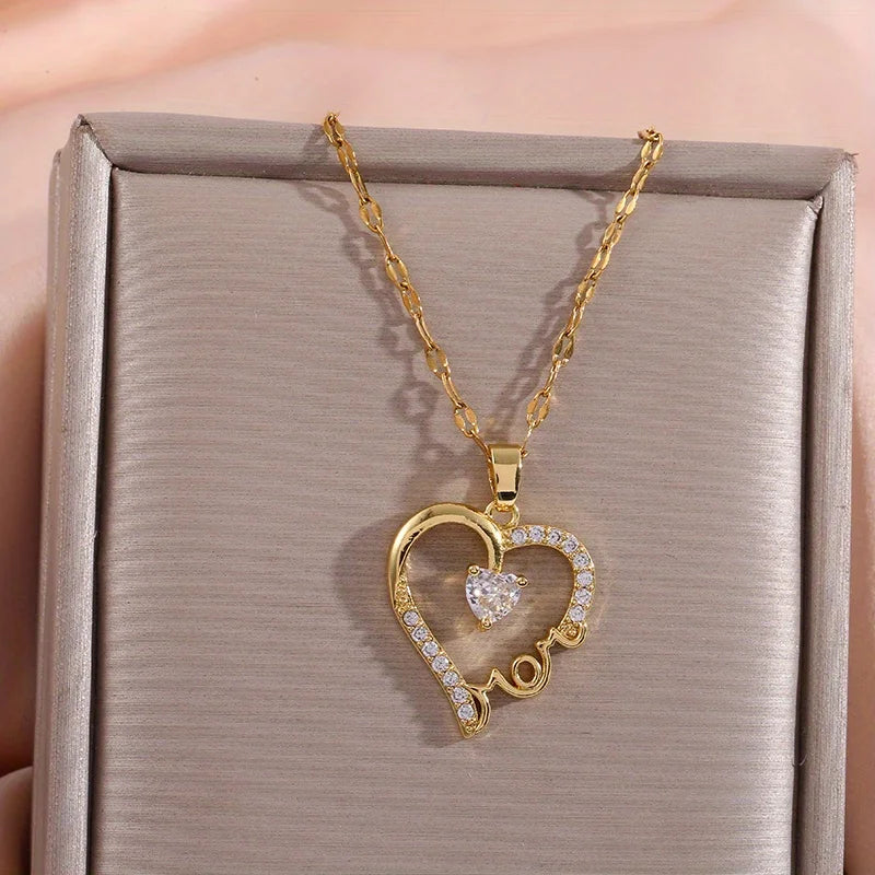 Mother's Day Love Mom Letter Pendant Necklace for Women Anniversary Gift