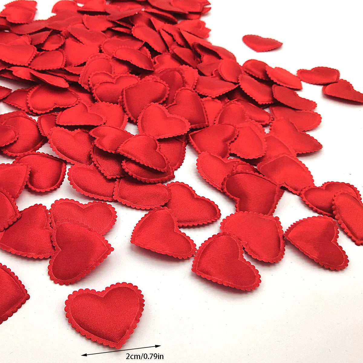 Valentine's Day 200Pcs Romantic Padded Fabric Throwing Petals Love Hearts for Table and Carpet Wedding Party Decoration