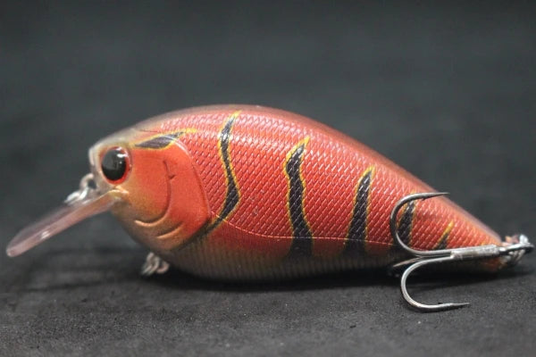 wLure Crankbait Fishing Lure 8.3cm 14.3g Square Bill Fat Body Wobbler 1 Meter Depth #4 Treble Hooks Assorted Colors C429